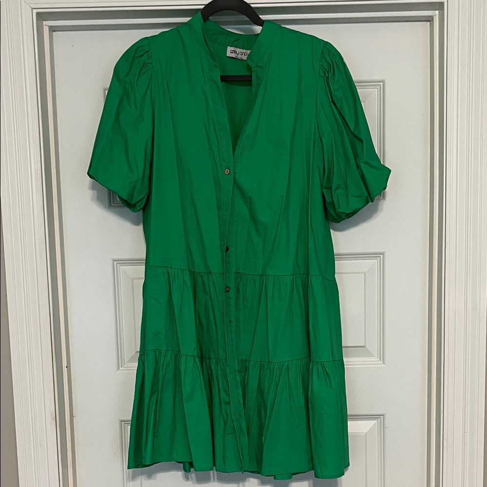 Chic Green Mini Dress with Puff Sleeves
